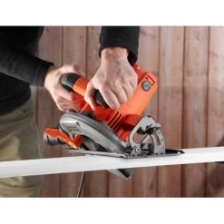 Black & Decker Black+Decker Handkreissäge CS1550 Inkl. Sägeblatt 1.500 W -Werkzeugdepot Geschäft 169062 2012 3