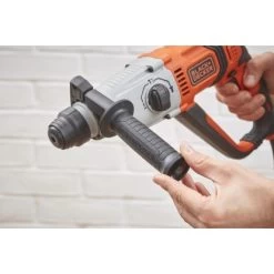 Black & Decker Black+Decker 800 W Bohrhammer BEHS02K -Werkzeugdepot Geschäft 358306 2012 12