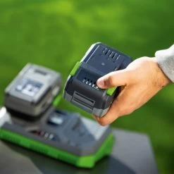 LUX 1 PowerSystem Starter-Set Mit 20 V 4 Ah Li-Ion Akku Und Schnellladegerät -Werkzeugdepot Geschäft 4007871960347 A 03