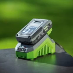 LUX 1 PowerSystem Starter-Set Mit 20 V 2 Ah Li-Ion Akku Und Schnellladegerät -Werkzeugdepot Geschäft 4007871960514 A 01 1