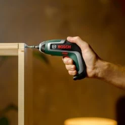 Bosch Akkuschrauber IXO 7 Basic Inkl. Akku, Ladekabel & Box -Werkzeugdepot Geschäft 9600271 A 01 1